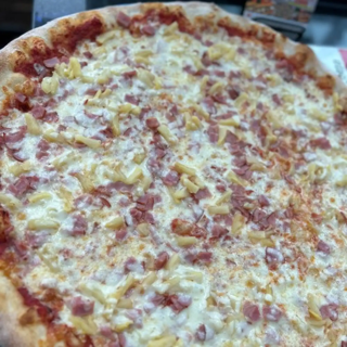 Hawaiian Pizza